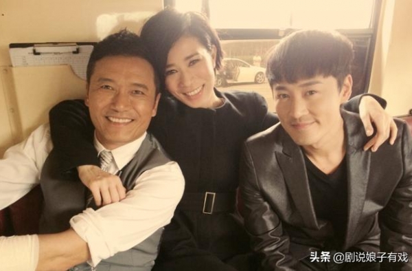 《使徒行者3》：林峯明明是C位，可却忙着捧别人出位
