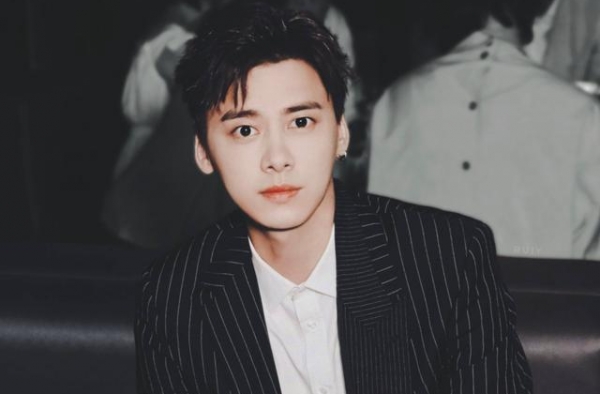 唐嫣李易峰对打？