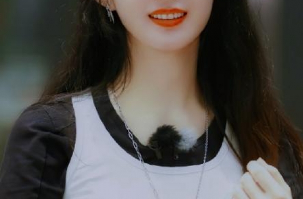 娱乐圈巴掌脸女星排名：赵丽颖第五，郑爽第三，第一名实至名归