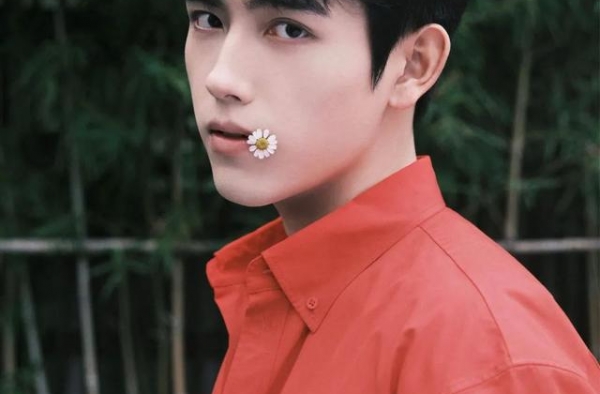 小八卦，杨幂赵丽颖，周冬雨，张天爱