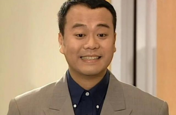 59岁欧阳震华现状曝光，与赌王孙女相爱25年，无儿无女被诟病