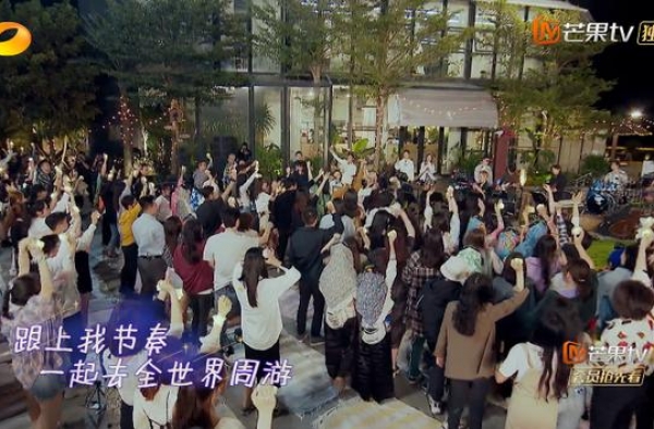 才演了第一场，便输出不少金句，不愧是姐姐