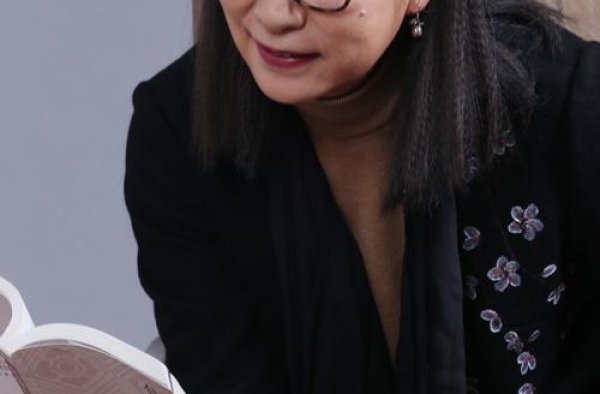人物｜对话奚美娟：演员是一份神圣的职业