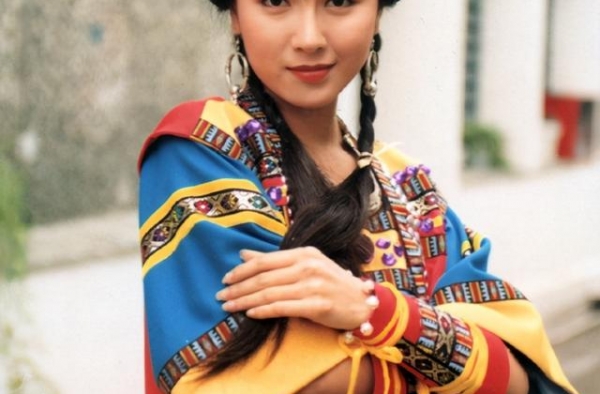 92年TVB收视率前四强，那年好剧太多了，《大时代》只排第二
