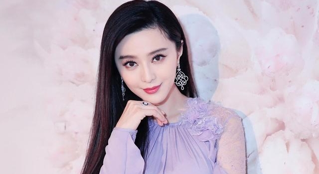中国大陆10位高人气漂亮女星，个个都清纯、美丽，你最喜欢谁？