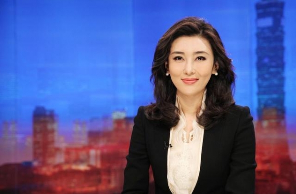 网曝主持人李红农村出身，独立上大学成名后拒嫁富豪，经历好励志