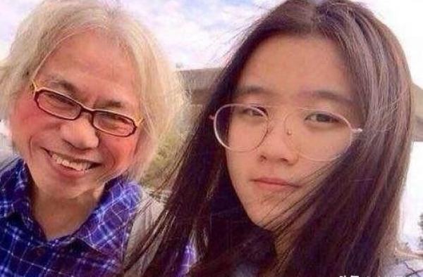 “我拿你当朋友，你却想泡我女儿”，57岁音乐人恋上朋友闺女
