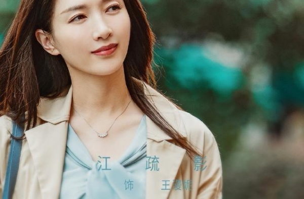一线女明星沦落到租房住？江疏影改造出租房，亲力亲为超接地气