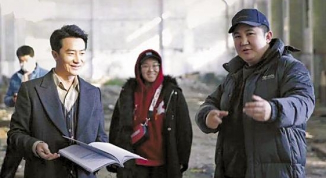 《瞄准》导演别克：五百导演给足我创作空间