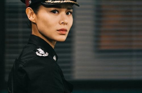 男警察女记者：戏里戏外失忆离婚出轨样样有，生活其实比戏剧曲折