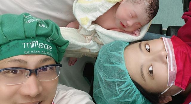老婆孕肚太大压迫神经　芒果王子提前升格二宝爸