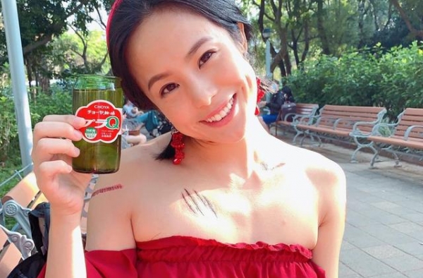 再度离巢！28岁TVB港姐小花尤荫荫，名校毕业家住4千万豪宅