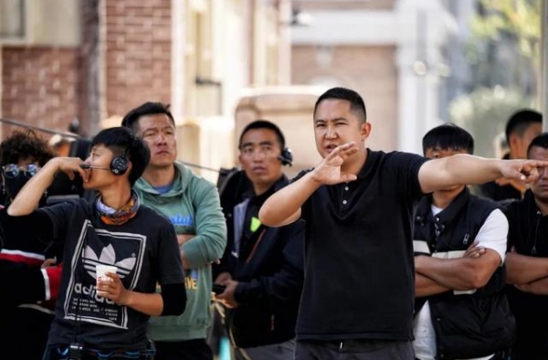 这位被中戏憋屈了四年的怪咖，是怎么拍上大制作的？