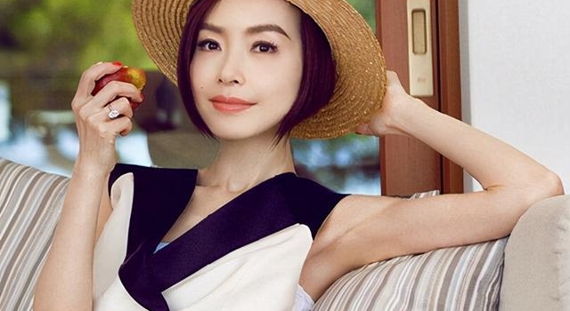有种“尴尬”叫鲁豫问李连杰爷爷是谁，李连杰：我敢说你敢播么？