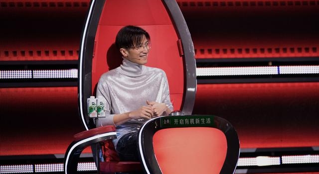 “好声音”总决赛即将开唱，领到门票的护士大呼“简直不敢相信”
