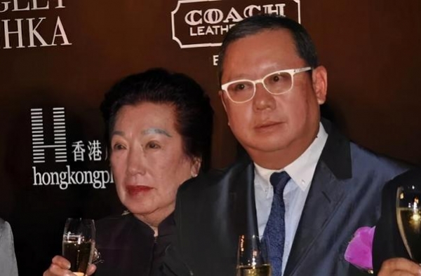 金主轮宠13位女星！一生风流，沉迷女色，最后却被戴绿帽