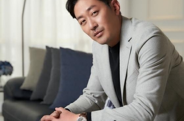 河正宇确认出演悬疑惊悚片《夜行》，预计明年开机