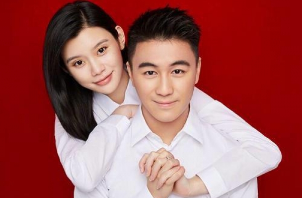何猷君不满老婆穿紧身裤，嫌屁股太明显要求换下，豪门媳妇不好当
