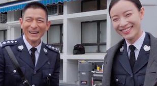 为帮倪妮酝酿情绪，刘德华没戏也到场