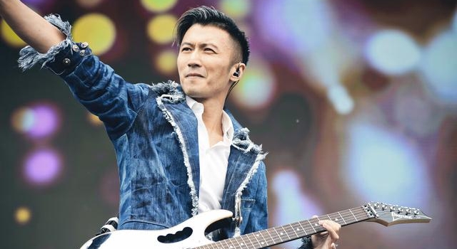 谢霆锋、任贤齐，郑伊健三人巅峰，到底谁更红？
