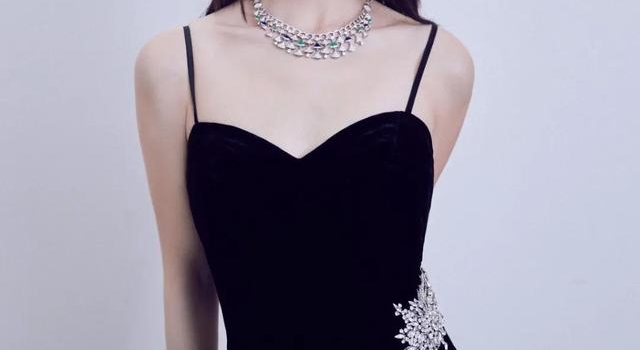 金晨的“女团身材”好绝，到底是如何拥有和保持的？