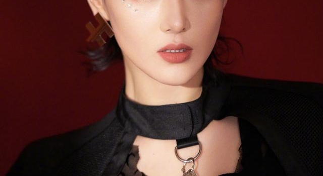 张馨予首谈前任数量，反问：谈过就没资格结婚？秦牛正威表情抢镜