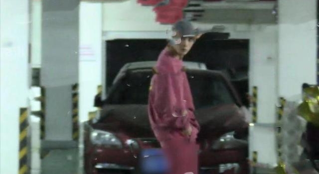 吴谨言与洪尧恋情再添锤，二人进出同一单元楼疑同居已久