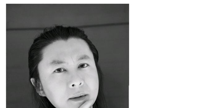 给成毅亲自投票，给任嘉伦却是复制粘贴！欢瑞副总裁端水翻车？
