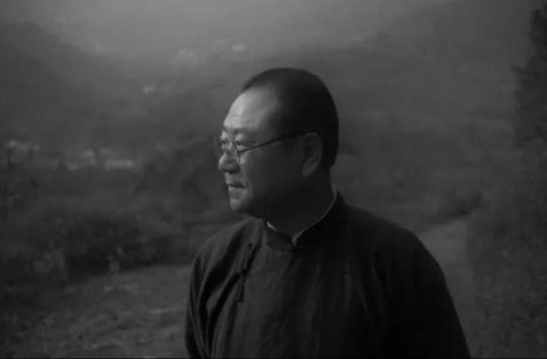 又见教科书演技 被小品耽误的他终于不再被低估