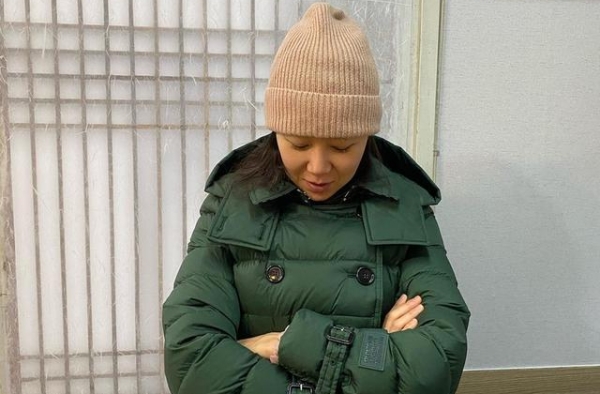 人美还靠衣品，孔孝真和孙艺珍愿穿同款衣，韩国女星总爱义气抱团