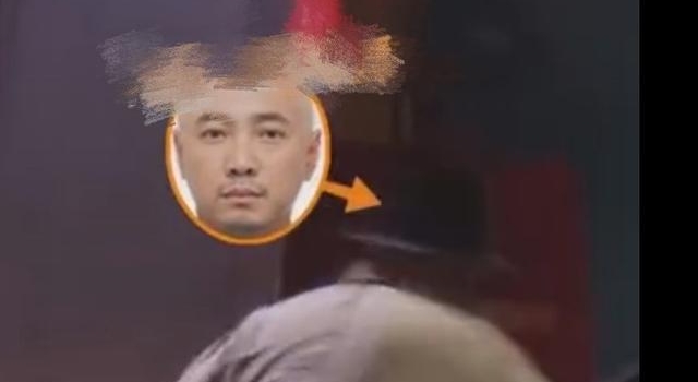 徐峥深夜嗨玩直到凌晨三点！同行长腿美女穿短裤，冻得发抖遭无视