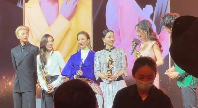 杨幂不理唐嫣 搭讪刘诗诗 却爱上倪妮秀 哪一对CP真有感情？