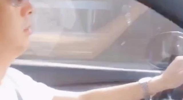 王宝强堂弟成土大款？开豪车生活潇洒，曾站队马蓉还散布大胆言论