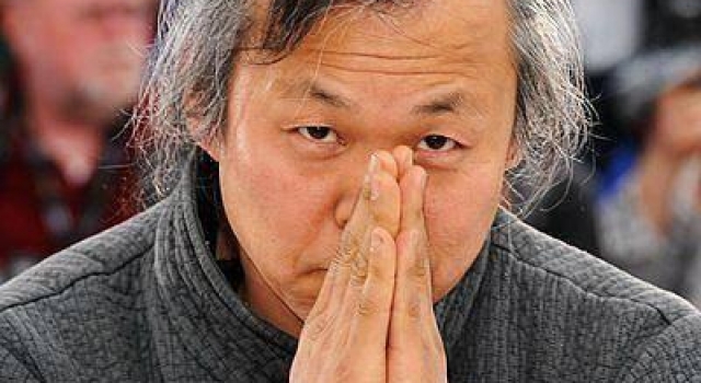 从自我放逐到客死他乡，“毁誉参半”的金基德为何让人尊敬？