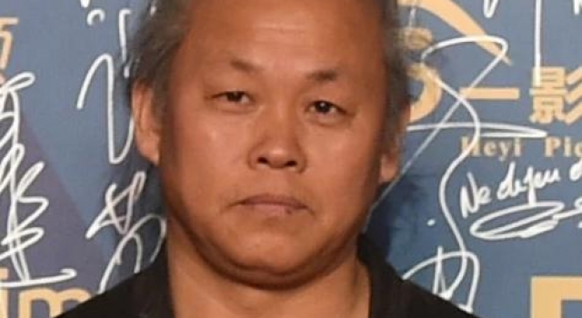 痛心！韩国著名导演金基德因新冠并发症去世，享年59岁