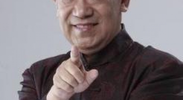 出道54年老戏骨，与娇妻恩爱52年0绯闻，儿子是我们熟悉的他