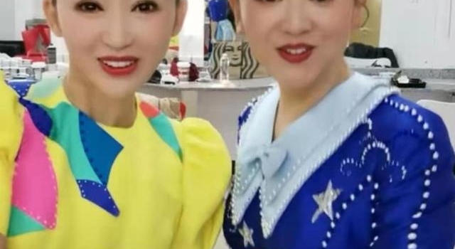 46岁小鹿姐姐近照似少女，17岁儿子长相老成，两人同框像姐弟