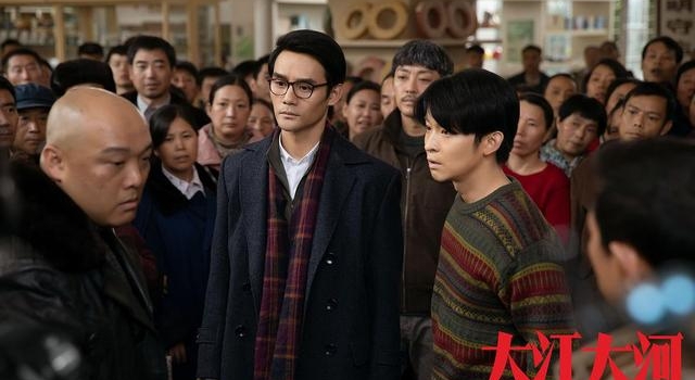 霸气！开播两集，就登剧王！李光洁和王凯的三分钟口水战被曝光