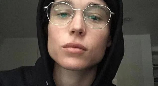 女神出柜后如今完全认不出，受尽白眼追求自我究竟值不值？