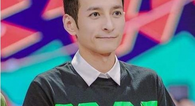 李维嘉在节目中晒出豪宅，家中装修太意外，全屋大是大白墙