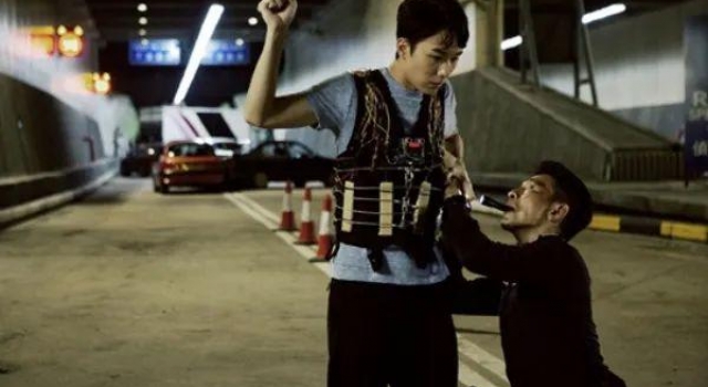 看完刘德华《拆弹专家2》后，我心情复杂，写下了这篇文章
