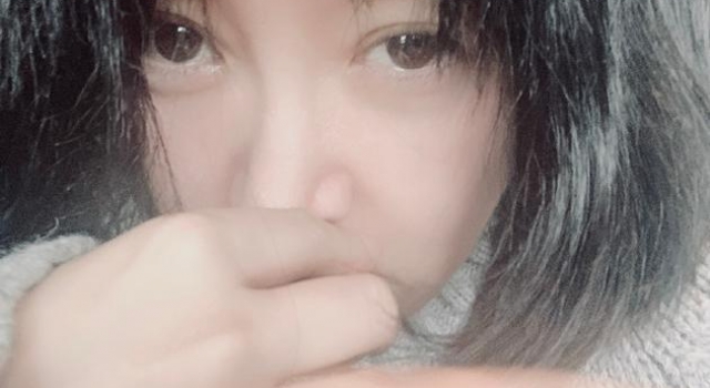 51岁许晴高清照曝光，嘟嘴卖萌扮少女，非主流竟无违和感？