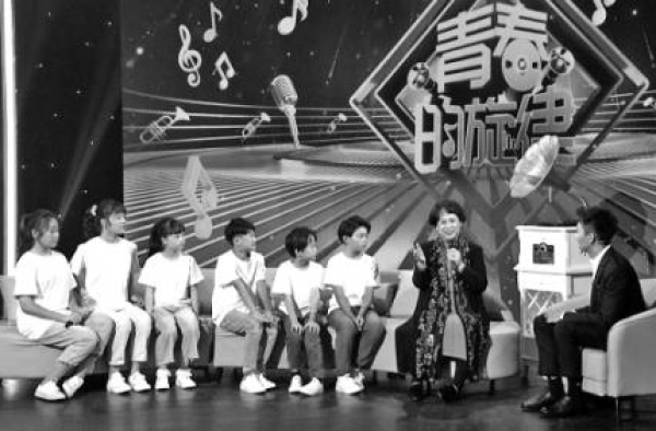 演绎经典金曲 回忆峥嵘岁月