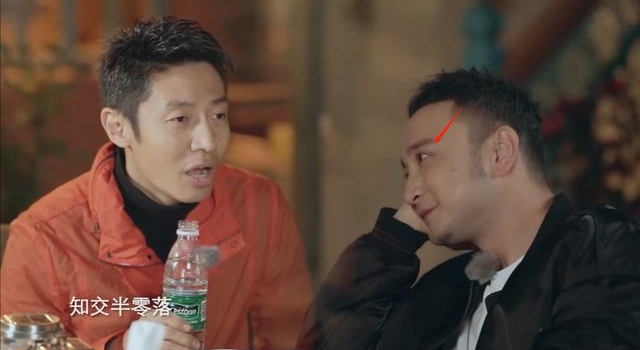 撒贝宁罕唱《送别》，尼格买提眼眶泛红快落泪，两人友谊超感人