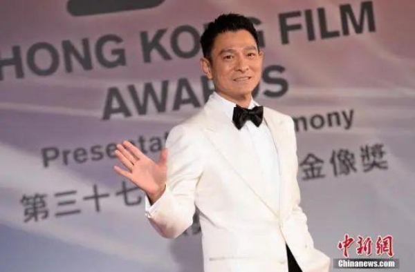 刘德华两天涨粉三千万，真·顶流的魅力在哪儿？