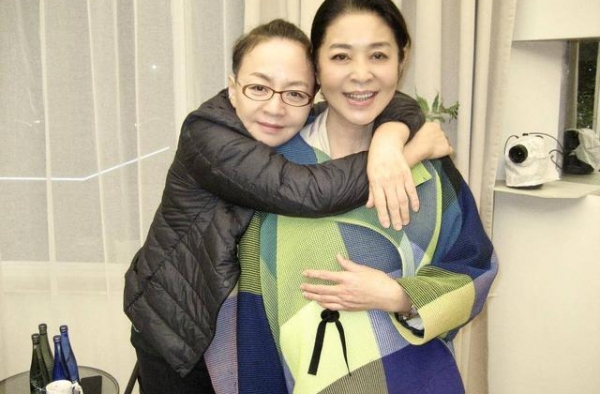 闺蜜因何20年不联系？倪萍宋丹丹拥抱落泪冰释前嫌