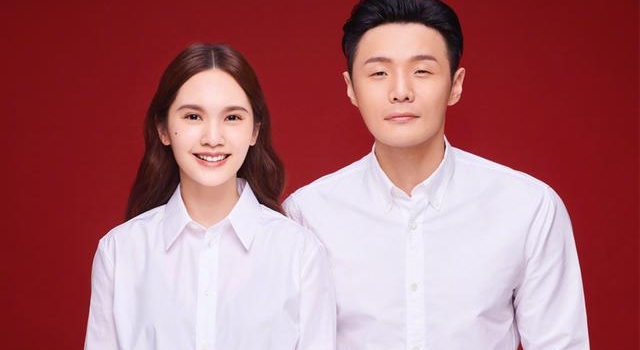 结束300天异地恋！这对夫妻终于能一起过年了