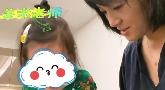 朱丹罕晒4岁女儿动态！脸颊肉嘟嘟打扮可爱，意外豪宅内景曝光